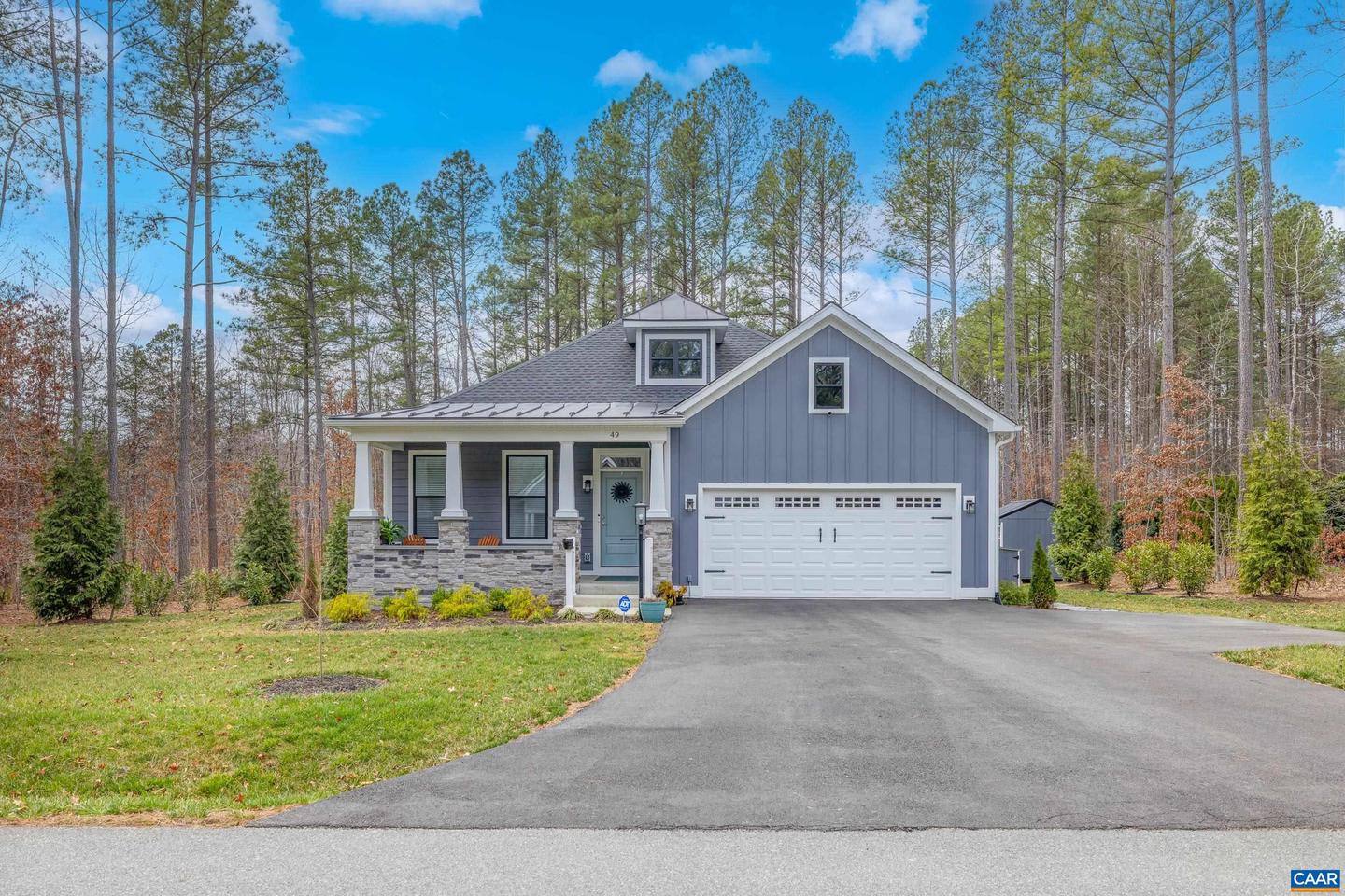 49 Pine Shadow Ct, Troy