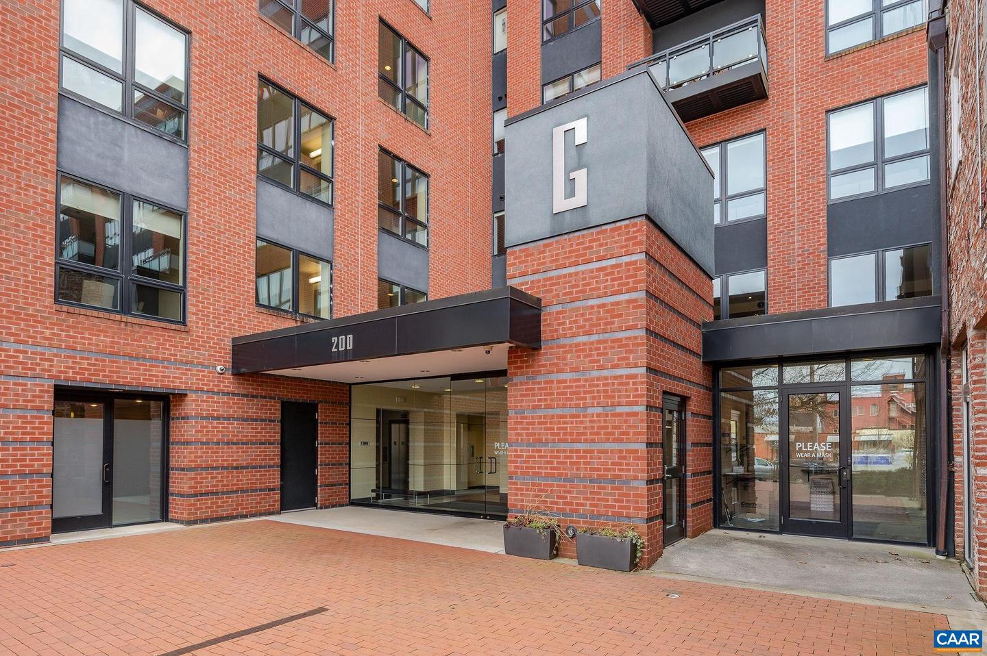 200 Garrett St #515