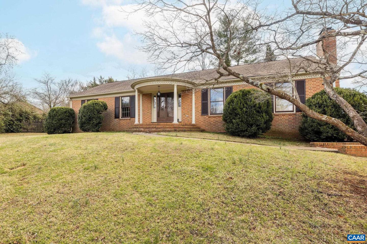 311 Gloucester Rd, Charlottesville