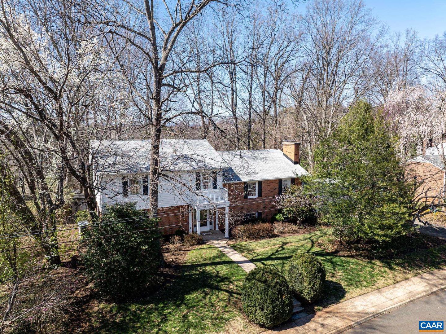 2513 Hillwood Pl