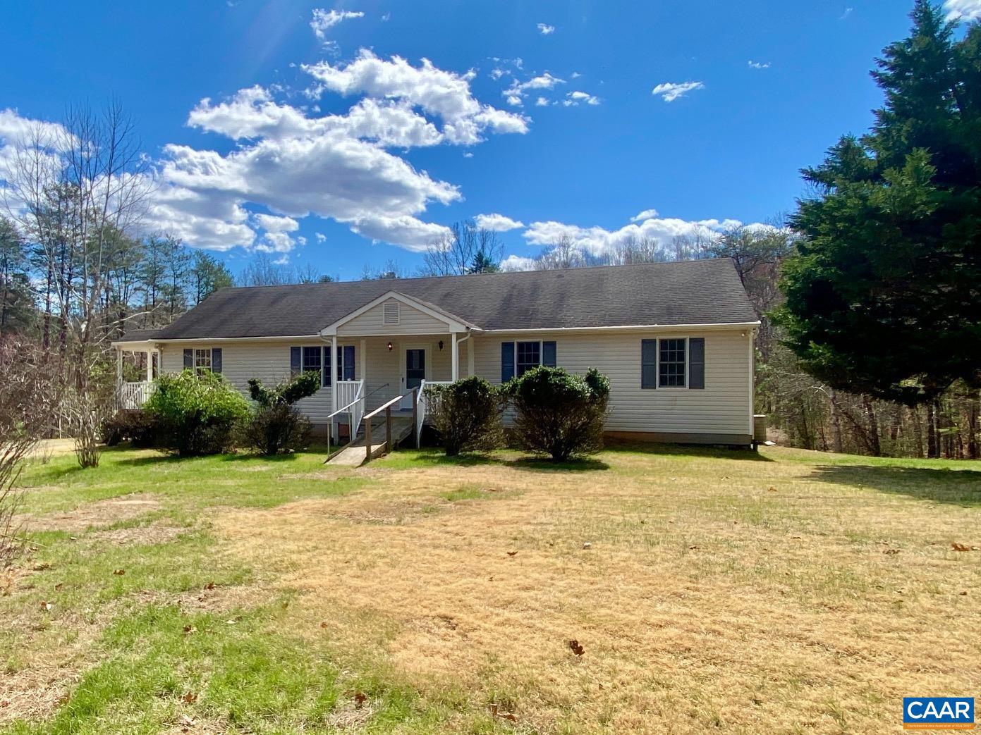 3545 Rock Island Rd, Scottsville