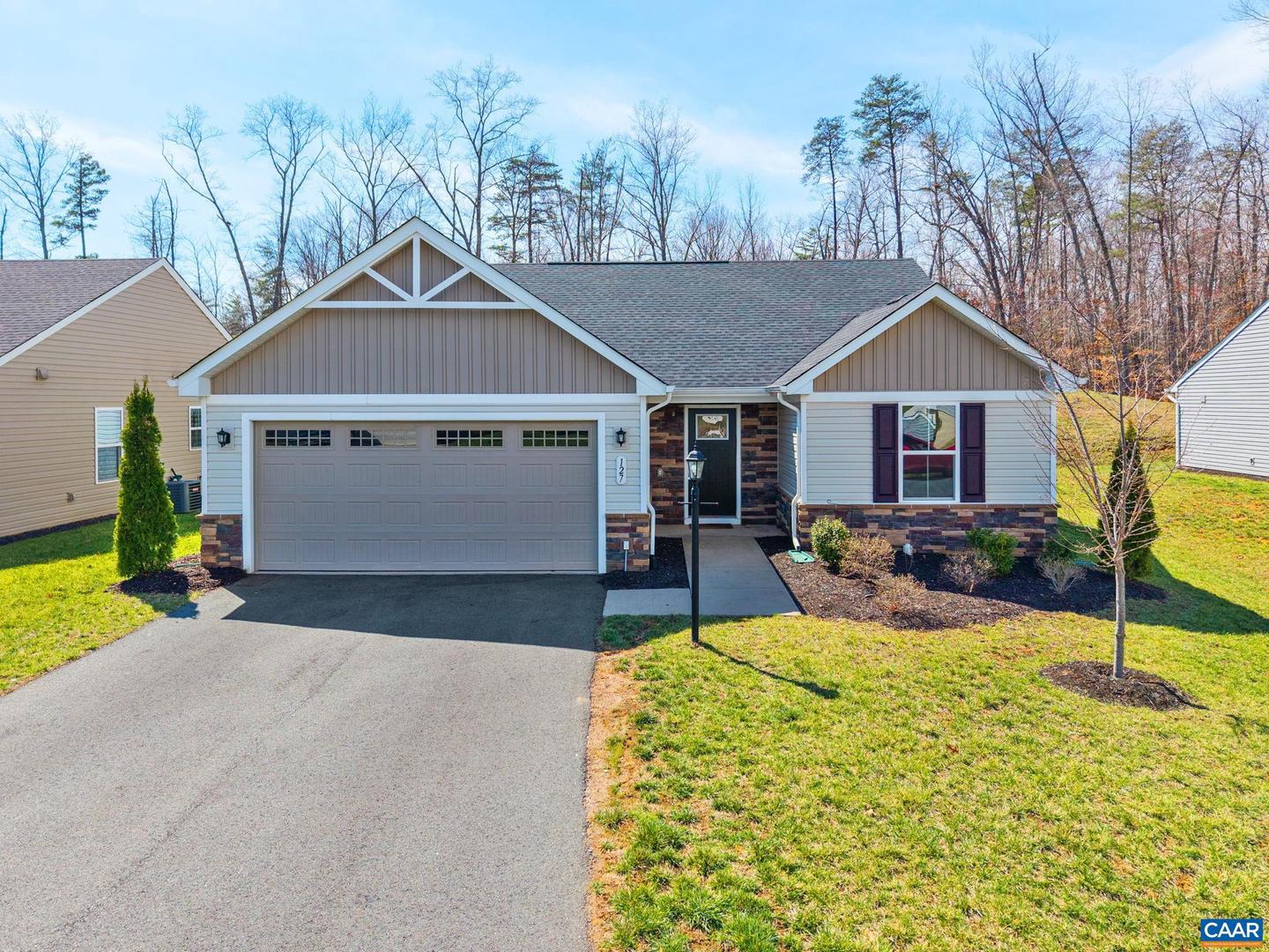 127 Park Dr