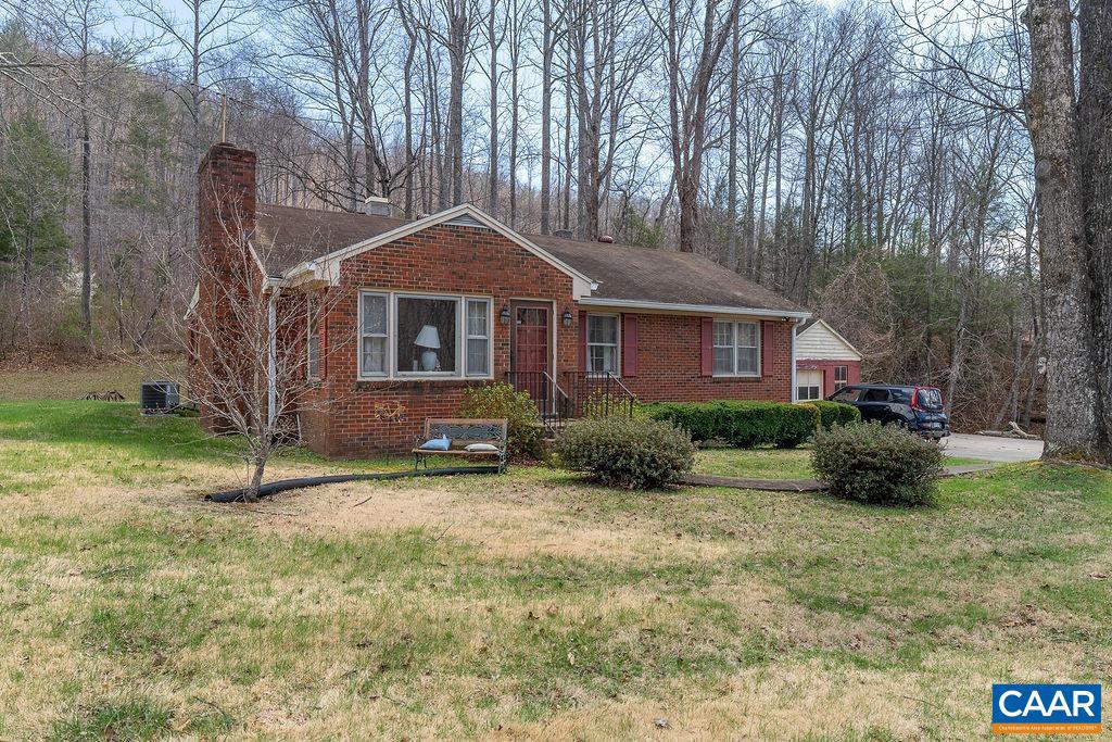 1380 S F T Valley Rd, Madison
