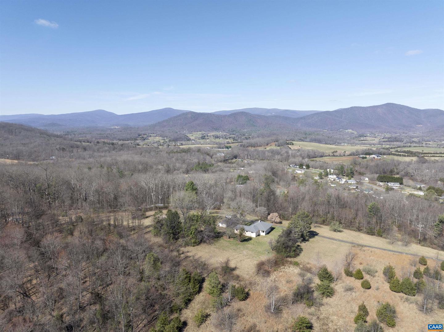247 Rapidan Church Ln, Wolftown