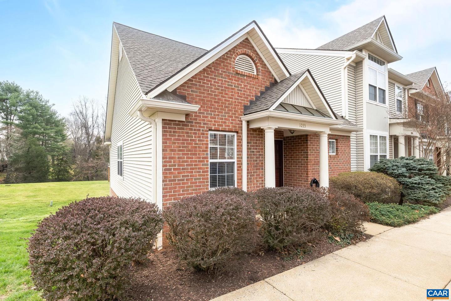 1033 Somer Chase Ct, Charlottesville