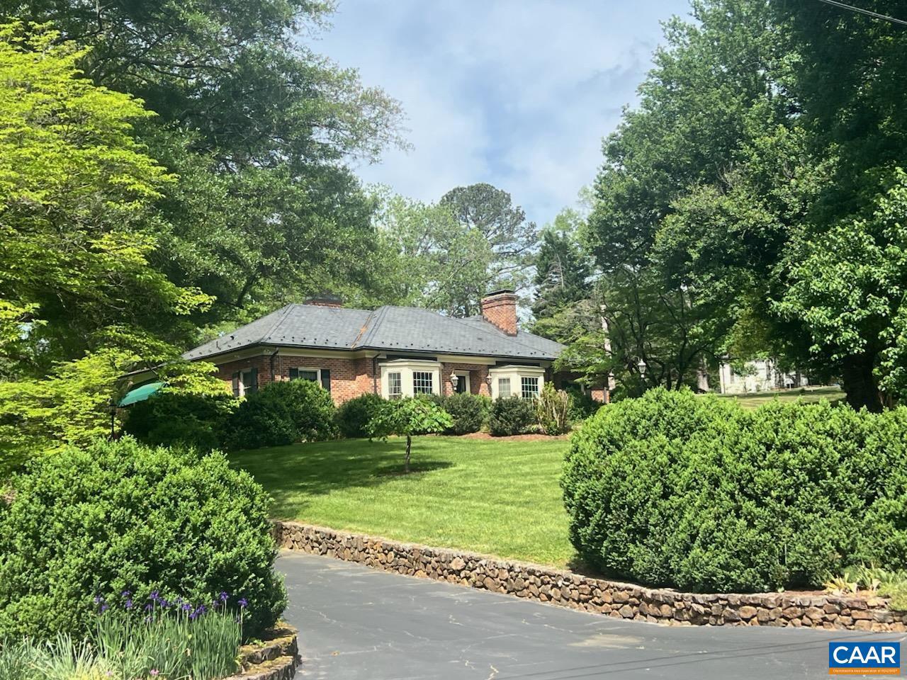 42 Old Farm Rd