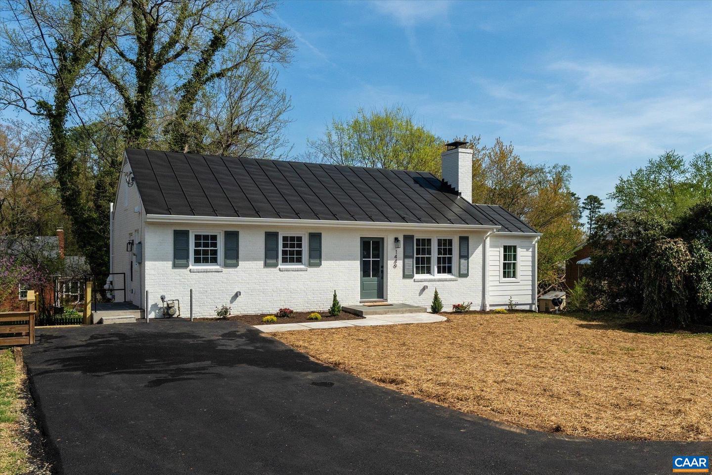 1449 Rutledge Ave, Charlottesville