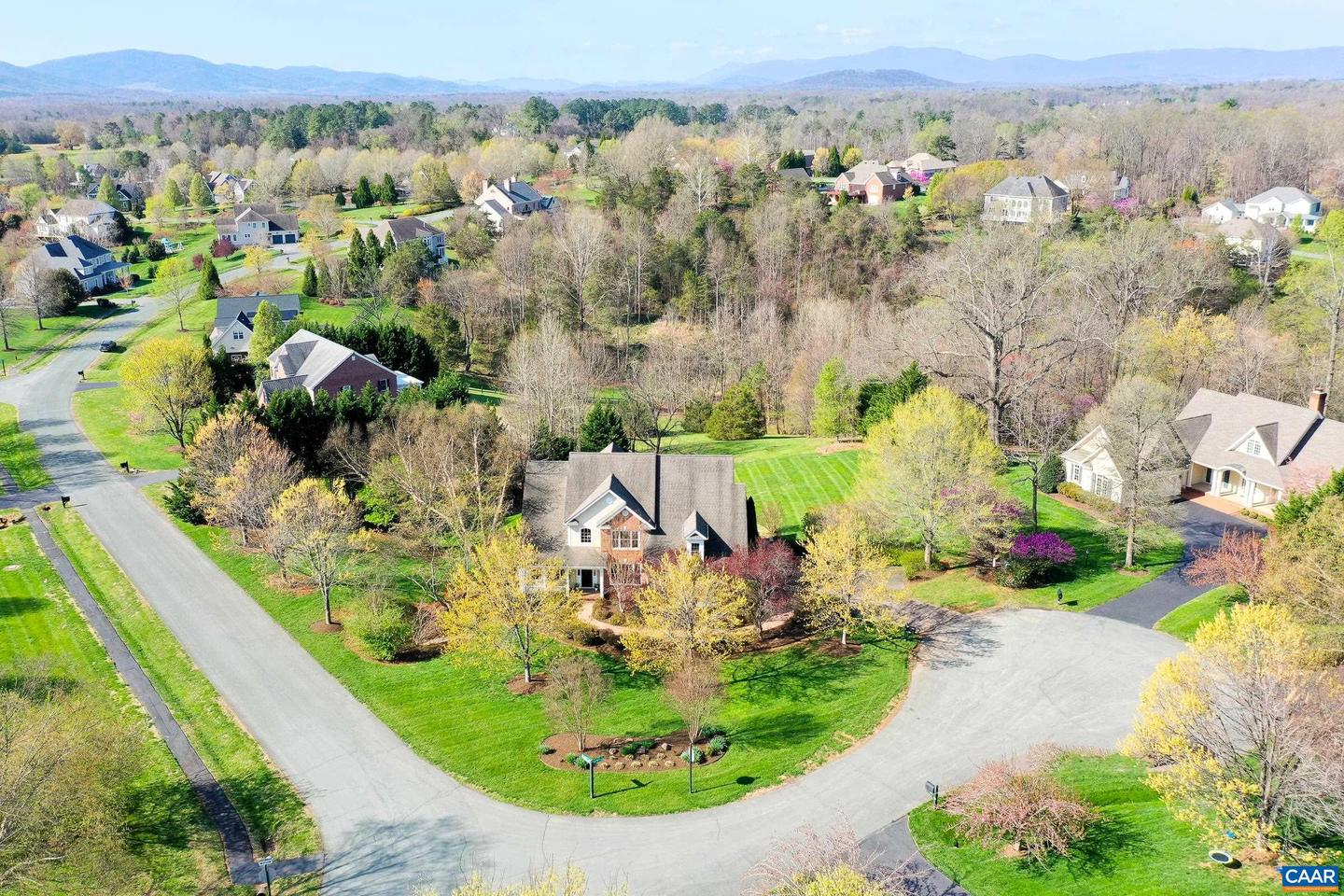 820 Carlyle Pl, Charlottesville