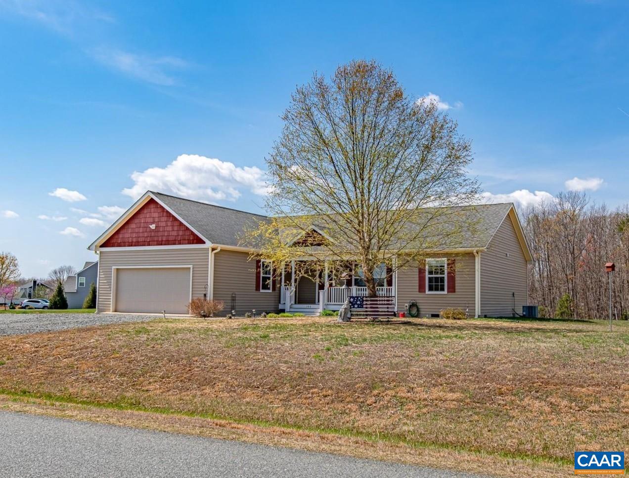 186 Rosewood Dr, Scottsville