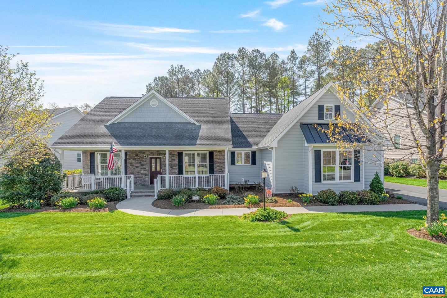 184 Forest Ct