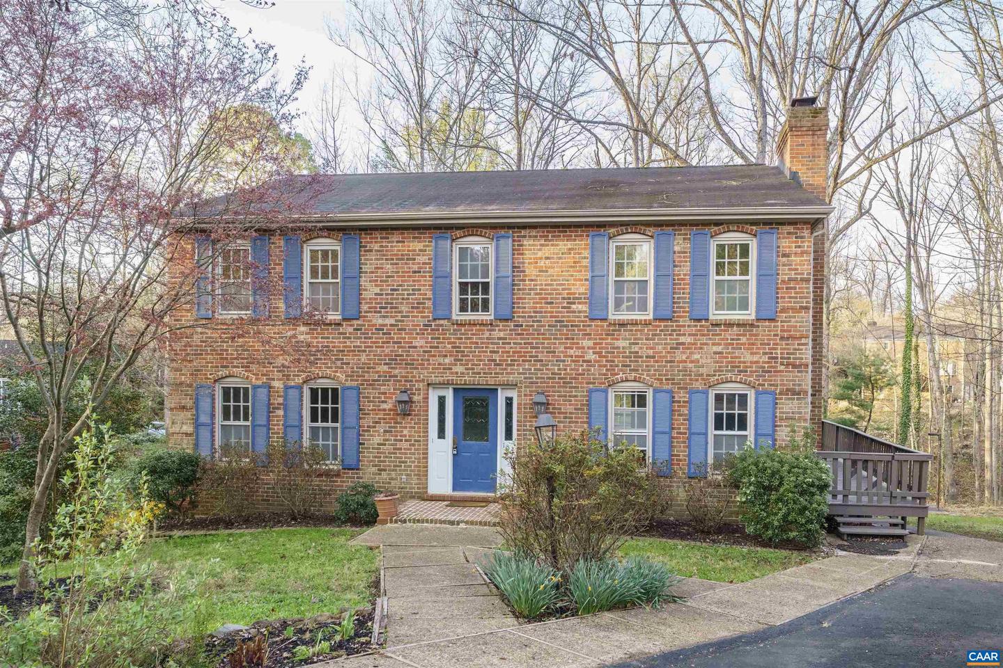 104 Smithfield Ct