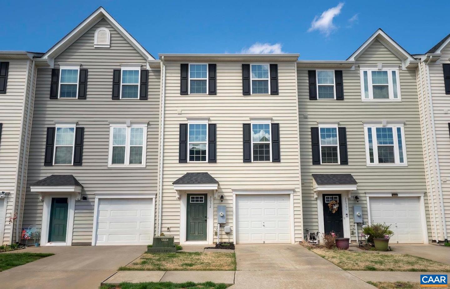 2052 Elm Tree Ct, Charlottesville