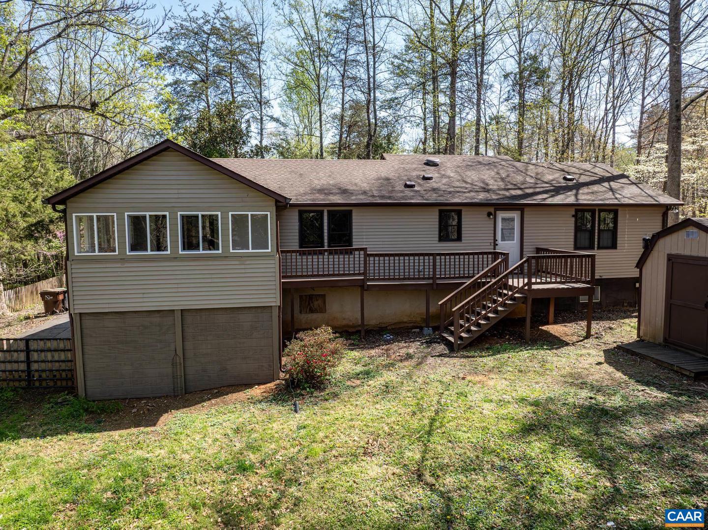 30 Kiowa Ln, Palmyra