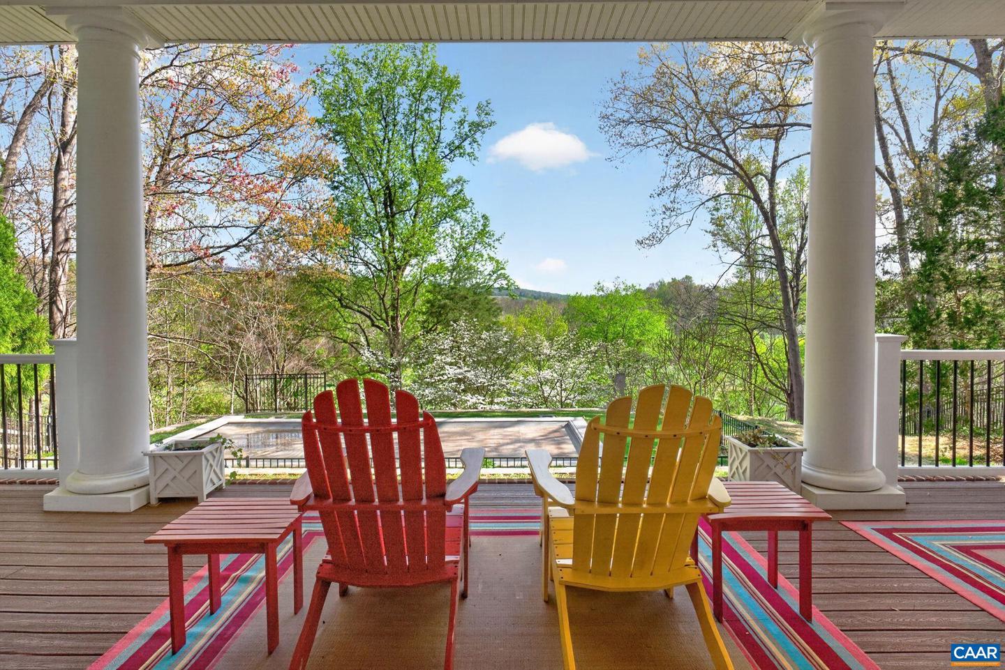 1113 River Oaks Ln, Charlottesville