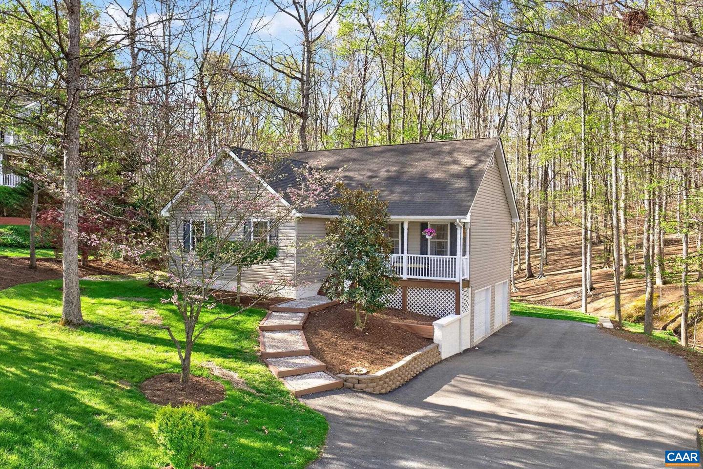 40 Bridlewood Dr, Palmyra