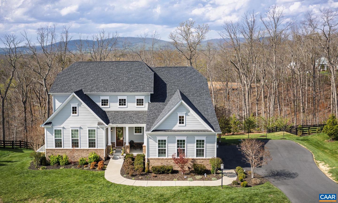 2218 Waterside Wy