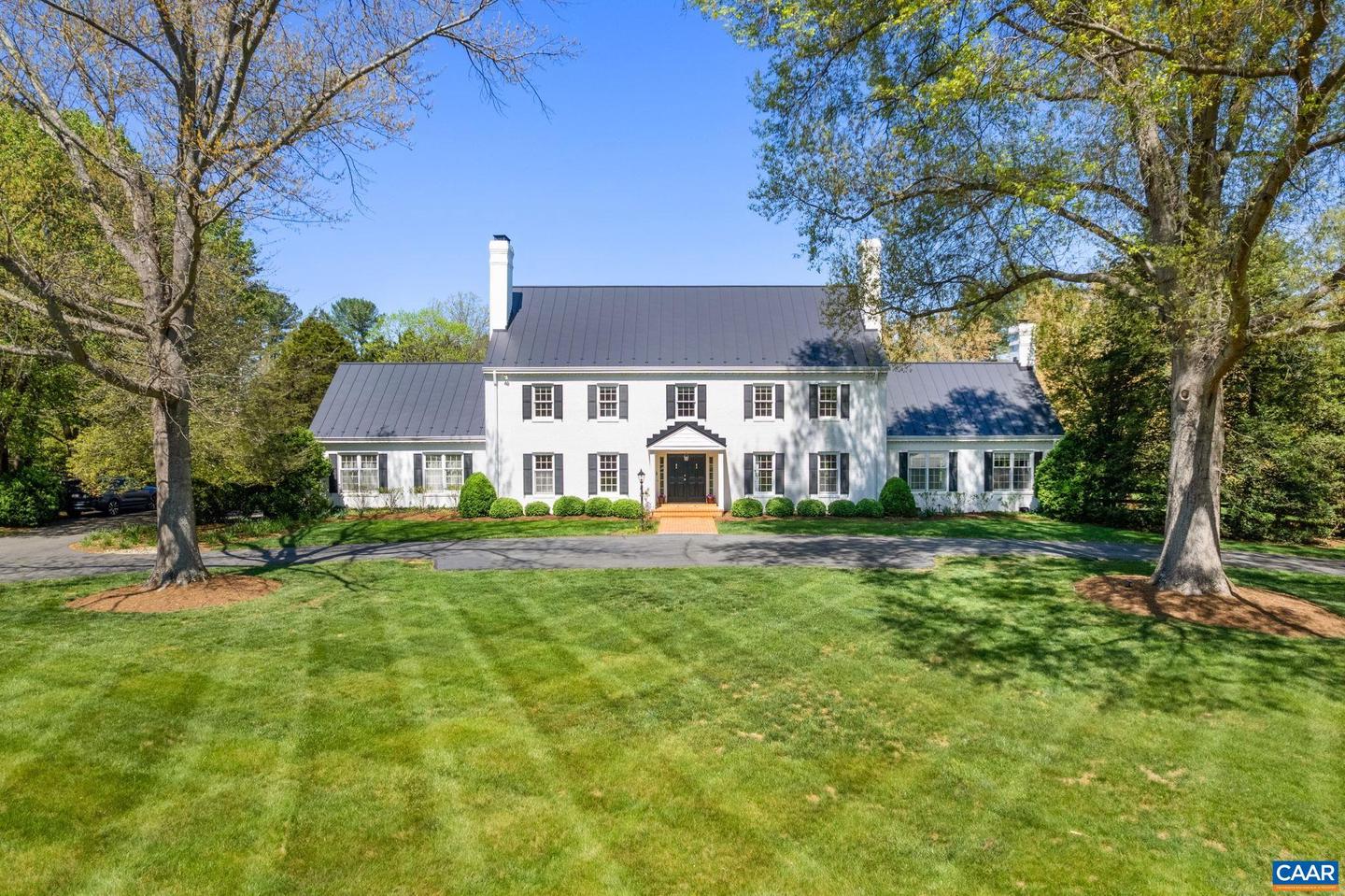 101 Cavalier Dr