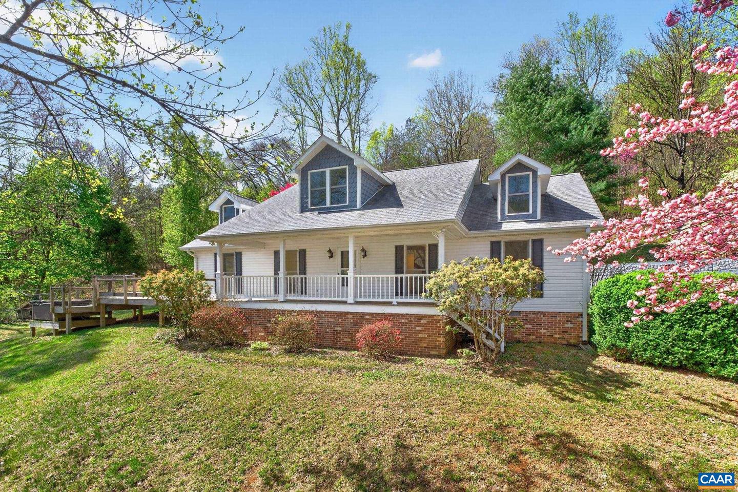 689 Mutton Hollow Rd