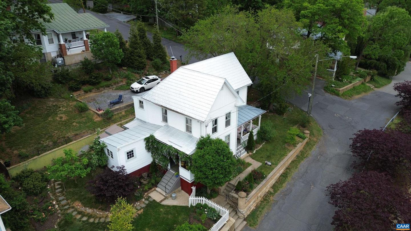 241 Churchville Ave, Staunton