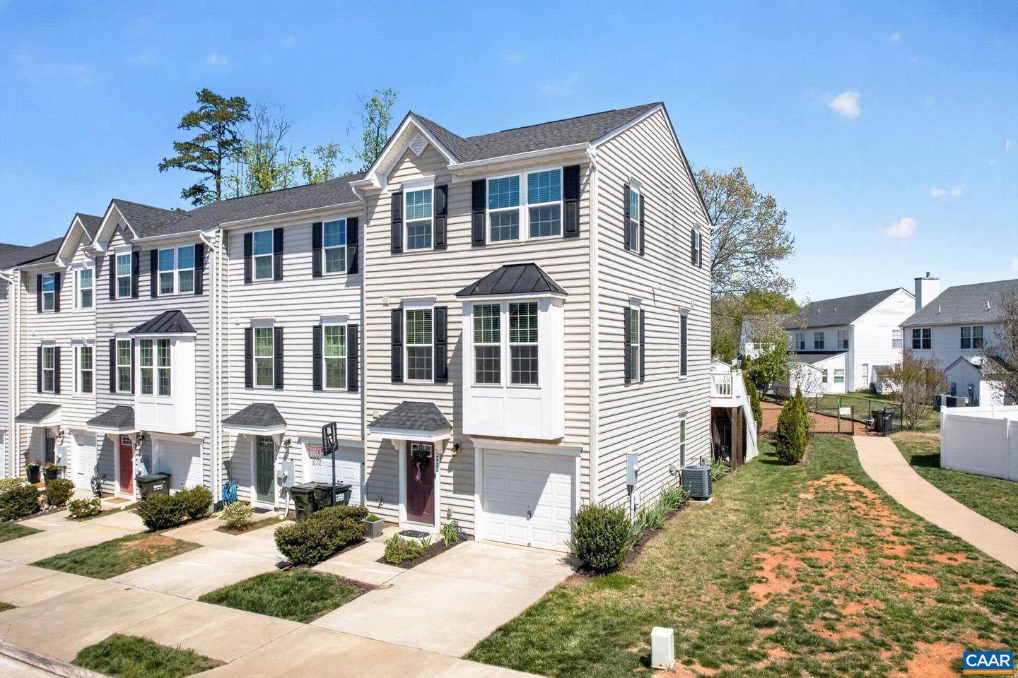 2422 Pocoson Wood Ct, Charlottesville