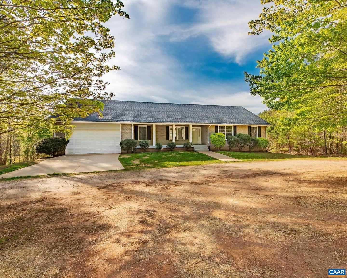93 Pine Knoll Dr, Rice