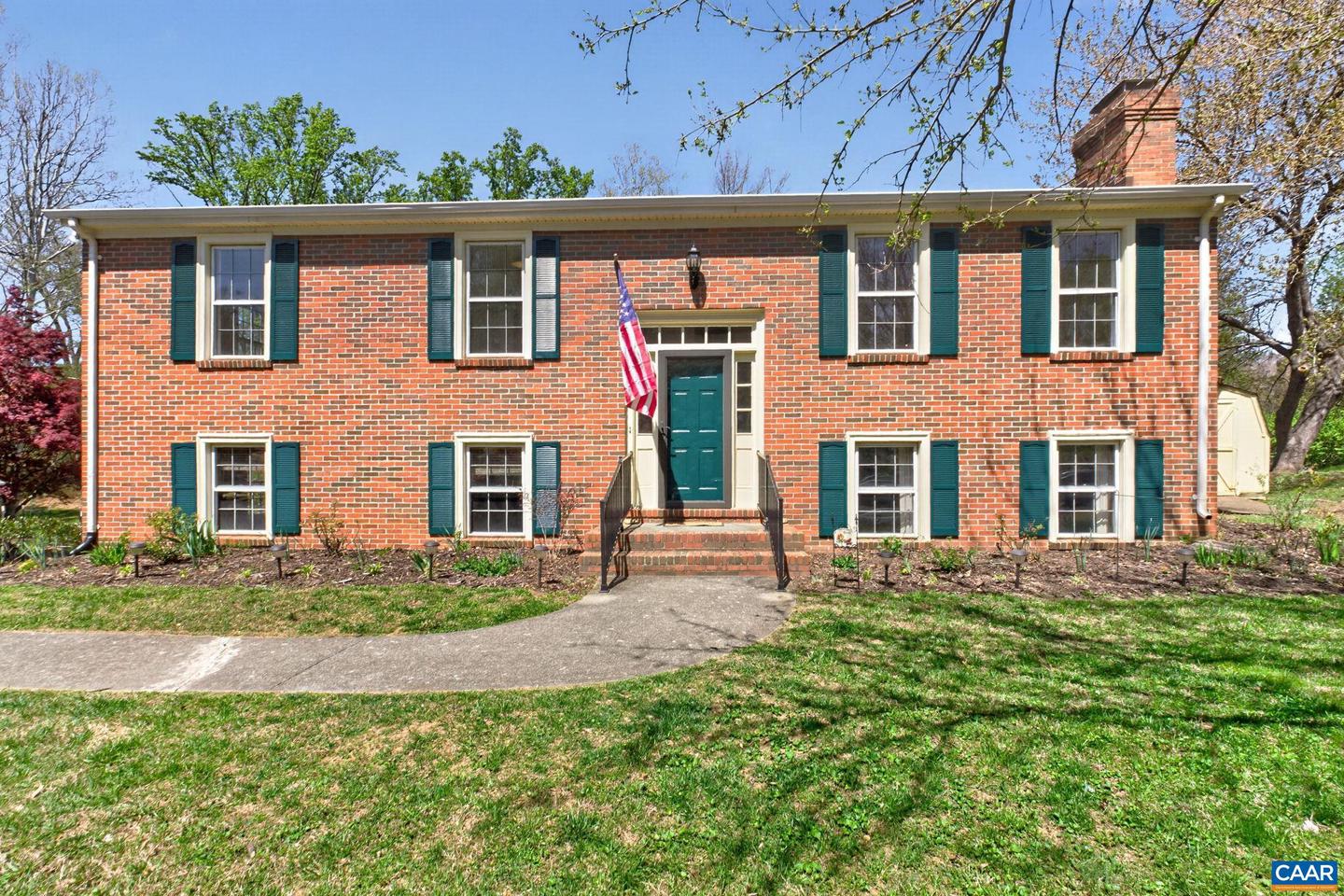 1610 Redwing Ln, Charlottesville