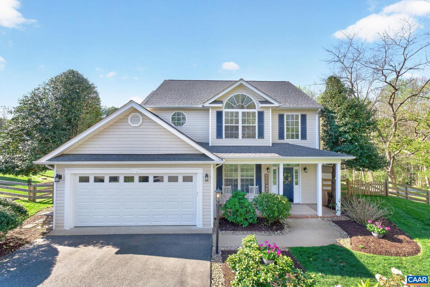 187 Fox Horn Ln, Charlottesville