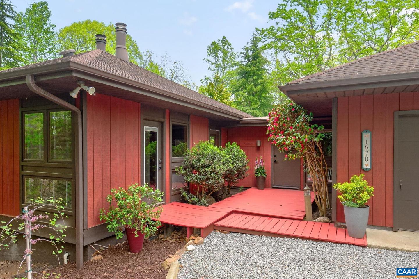 1670 Milton Rd, Charlottesville