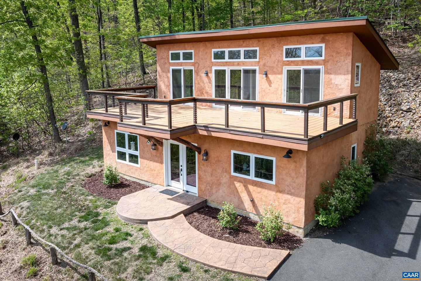 407 Farmview Rd, Stanardsville