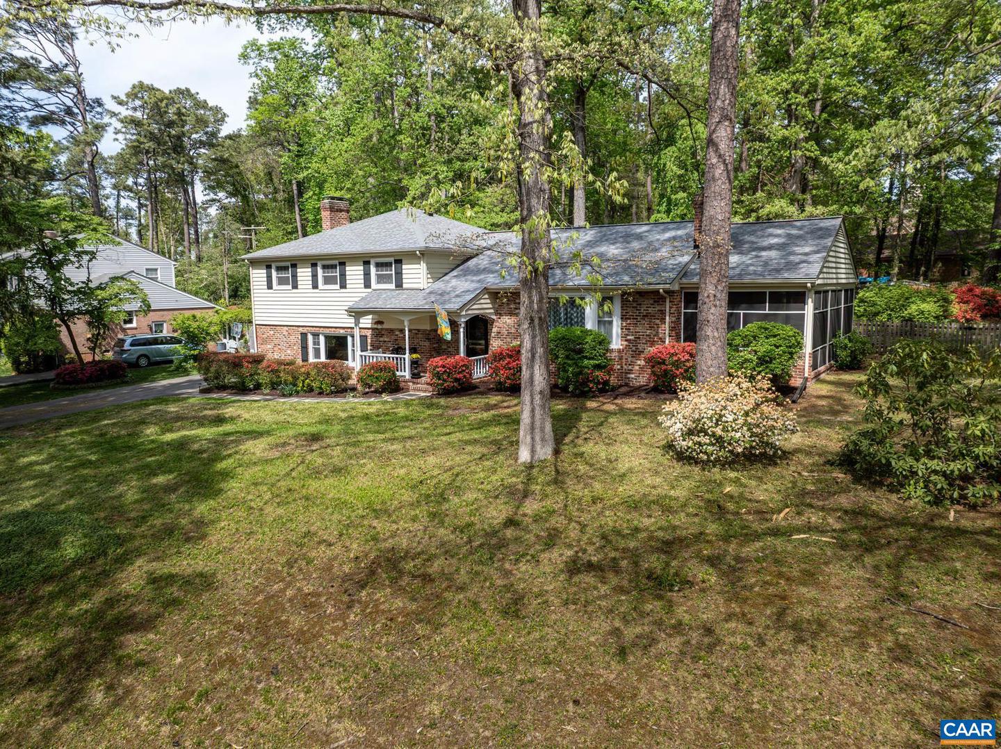 905 Penola Rd, Henrico