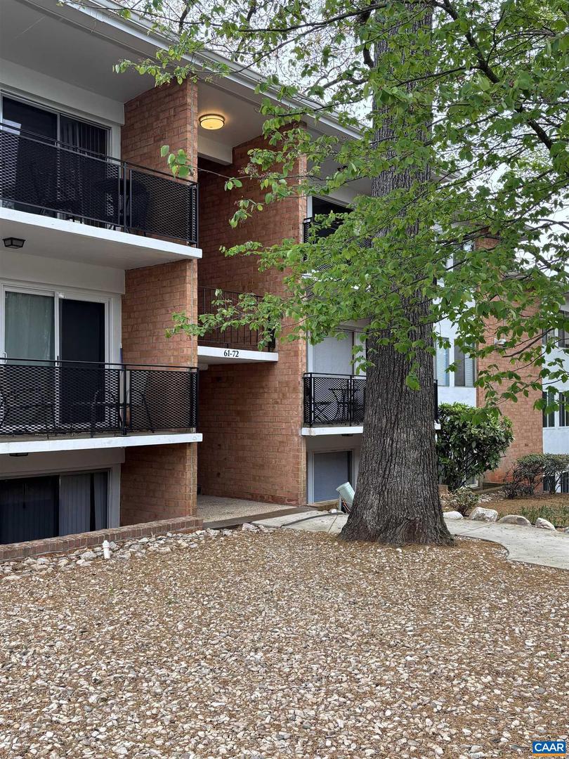 1800 Jefferson Park Ave #62, Charlottesville