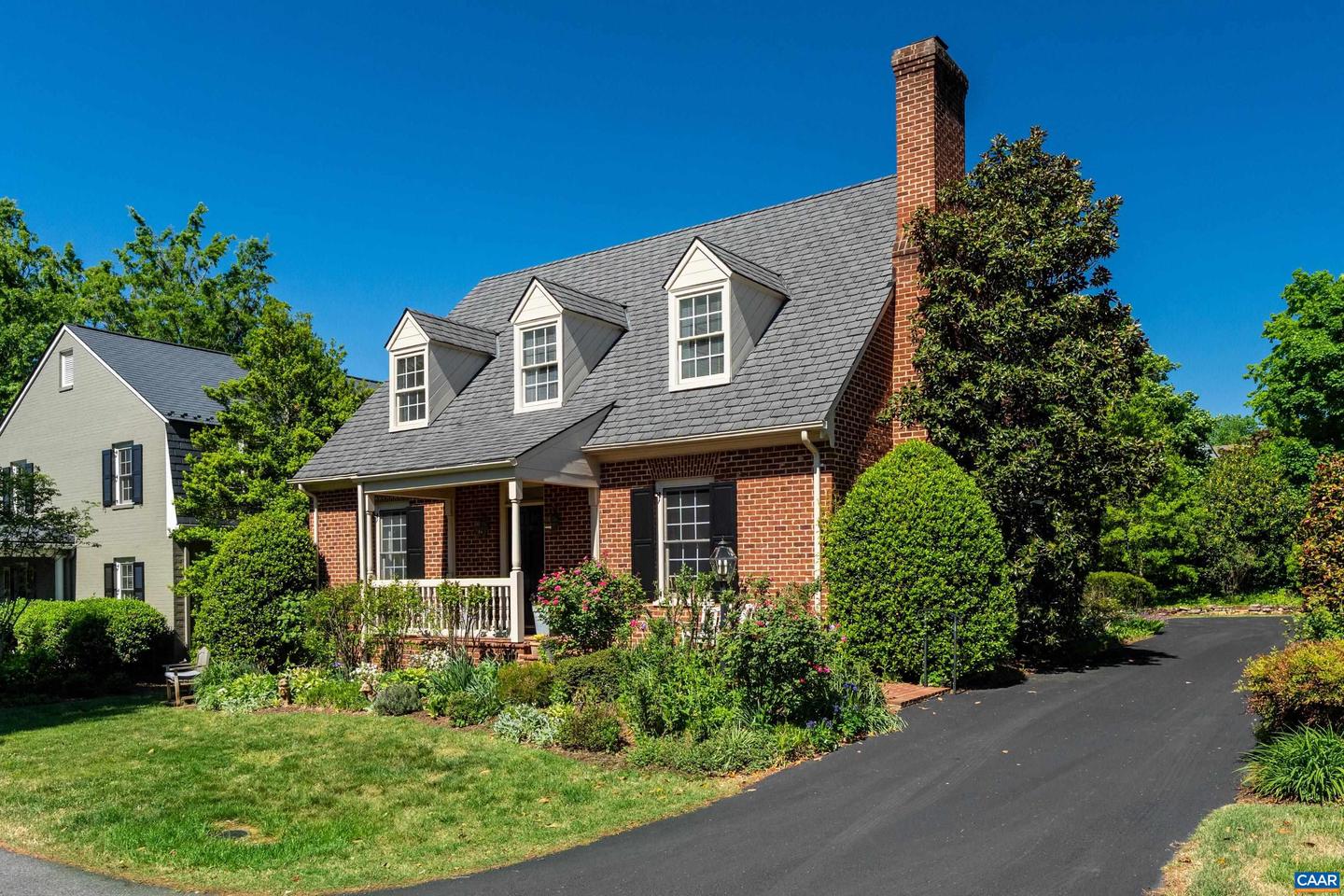 1126 Marion Dr