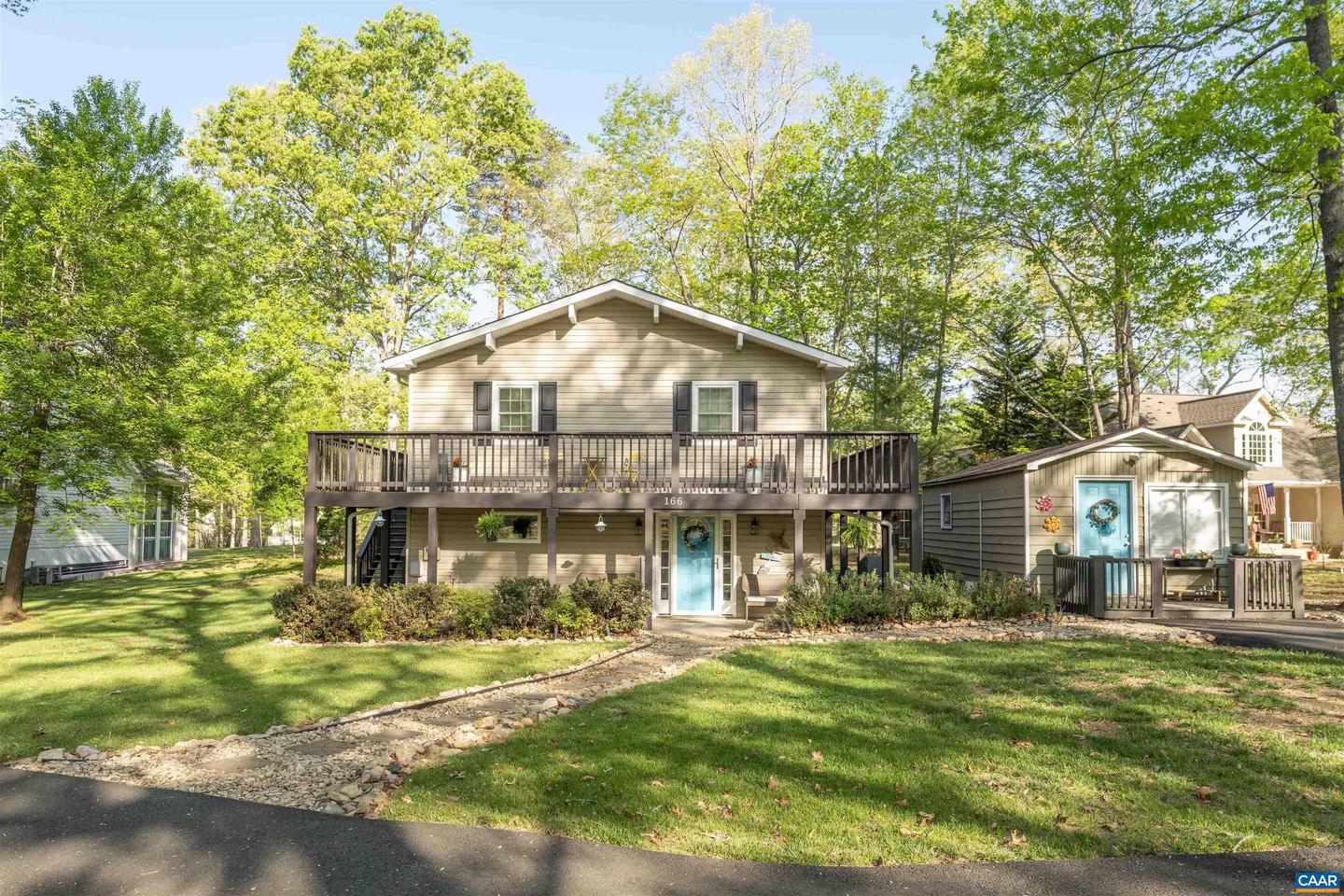 166 Jefferson Dr, Palmyra