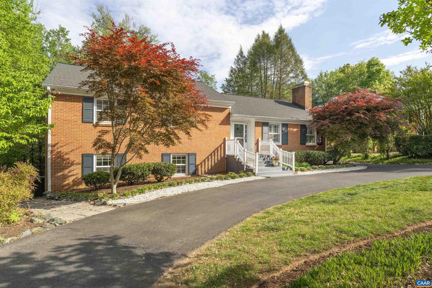 102 Westminster Rd