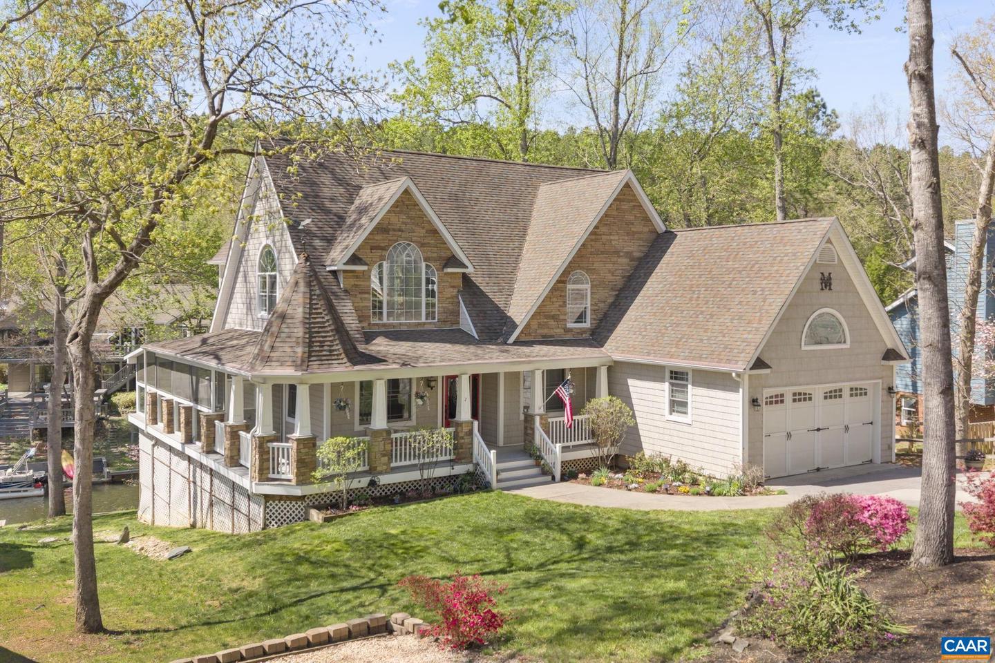 7 Bolling Cir
