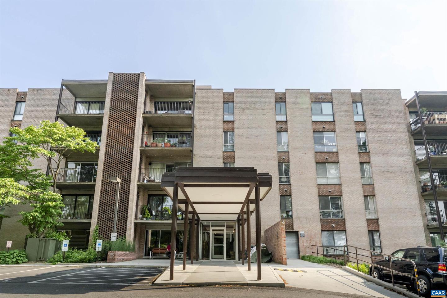 511 N 1st St #613, Charlottesville