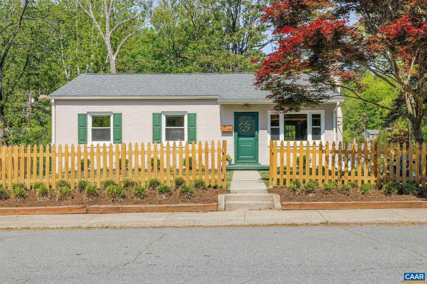 1007 Holmes Ave, Charlottesville