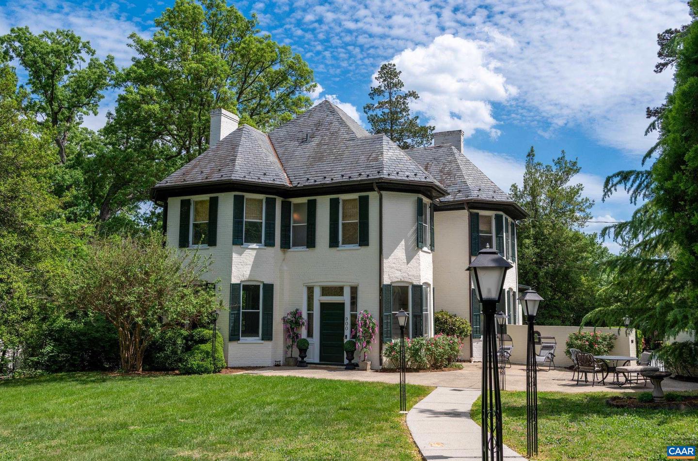 900 Rugby Rd, Charlottesville