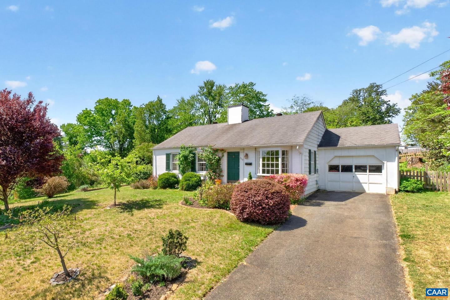 2519 Commonwealth Dr, Charlottesville