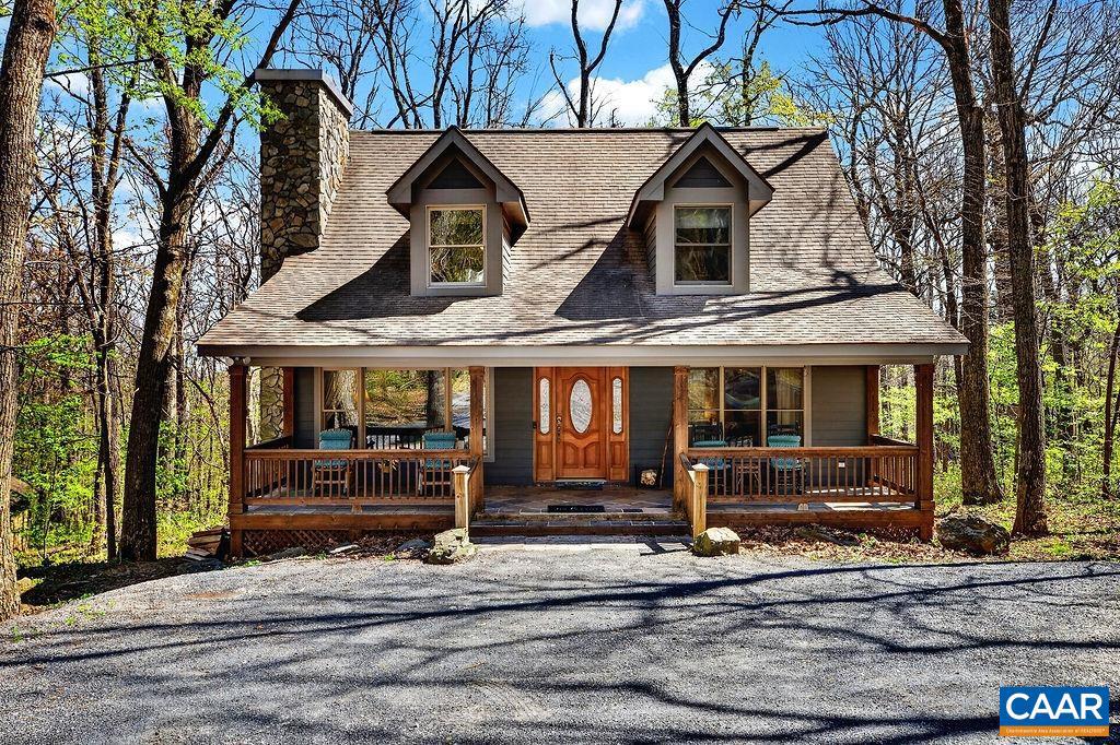 952 Blue Ridge Dr, Wintergreen Resort