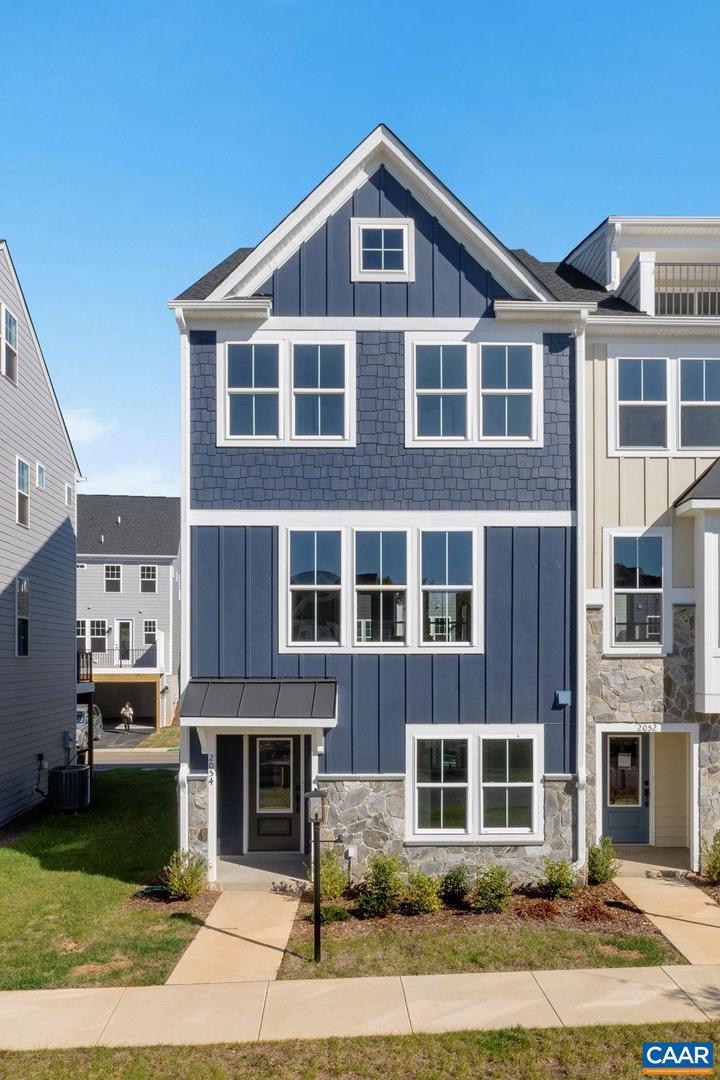 22 Forbes Dr