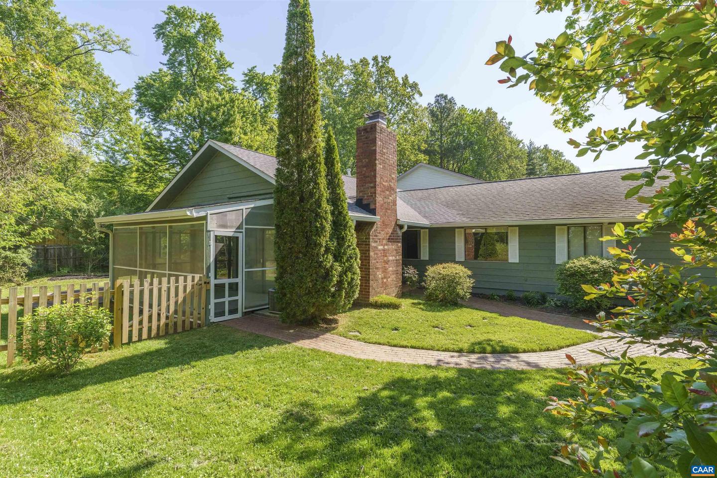 279 Tennis Dr, Charlottesville