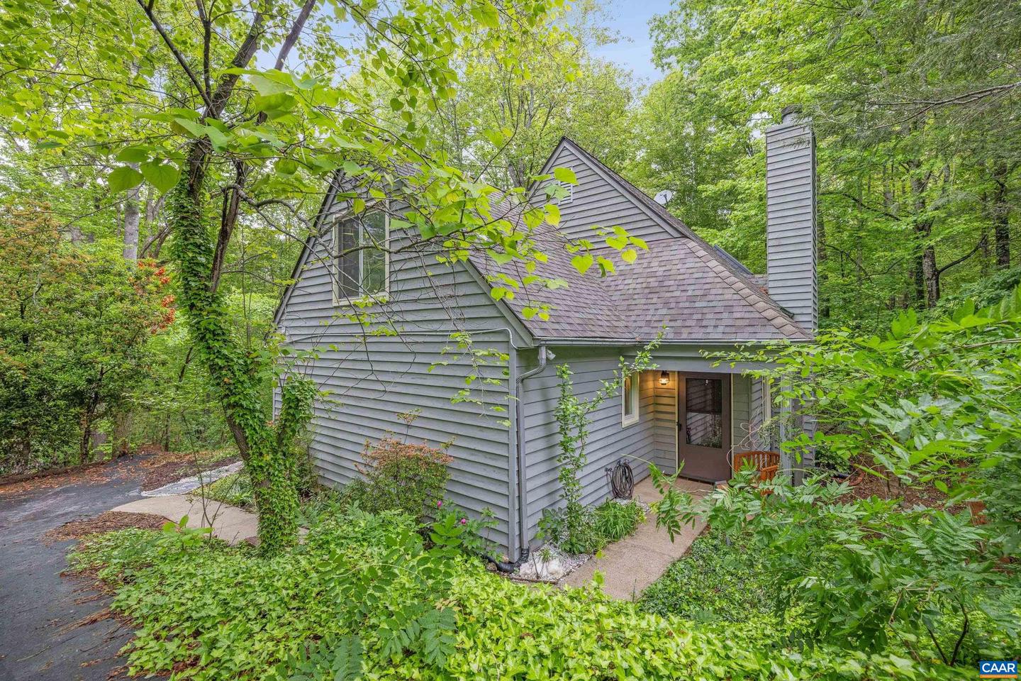 1621 Shady Grove Ct