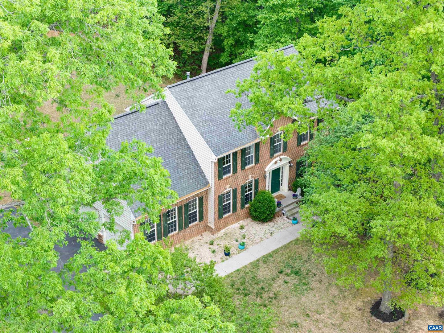 419 Carter Ln, Louisa