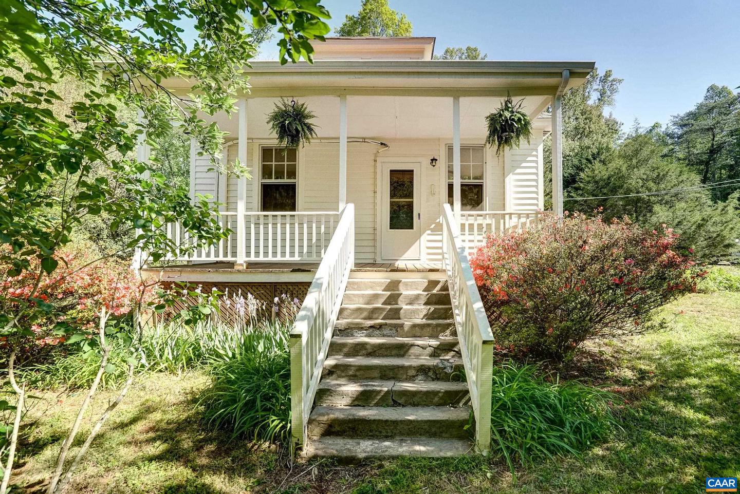 1421 Arrington Rd, Arrington