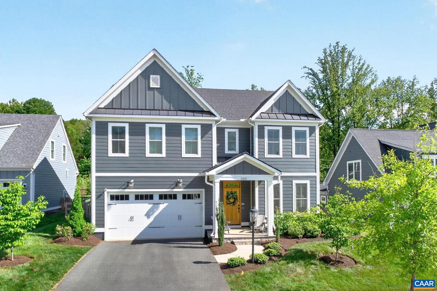 552 Belluno Ln
