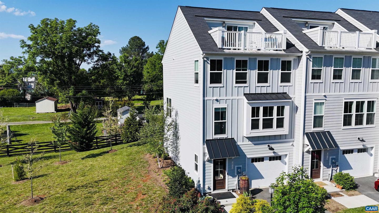 5911 Mccomb St, Crozet