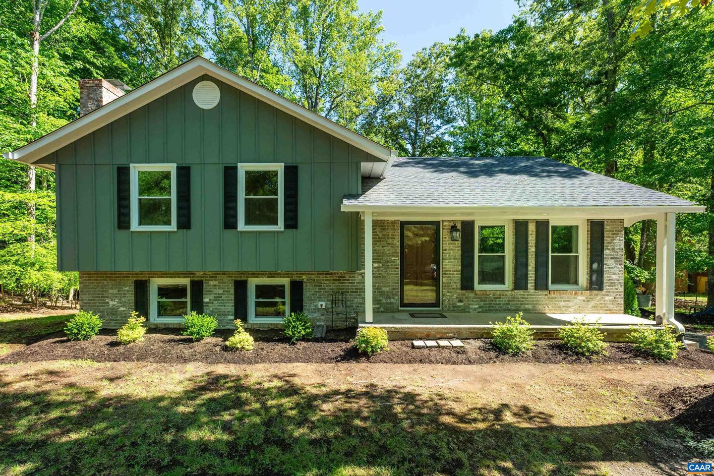 309 Crestfield Ct