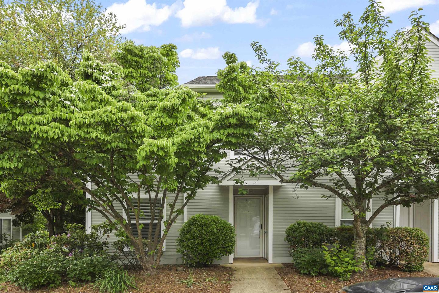 1250 Maple View Dr