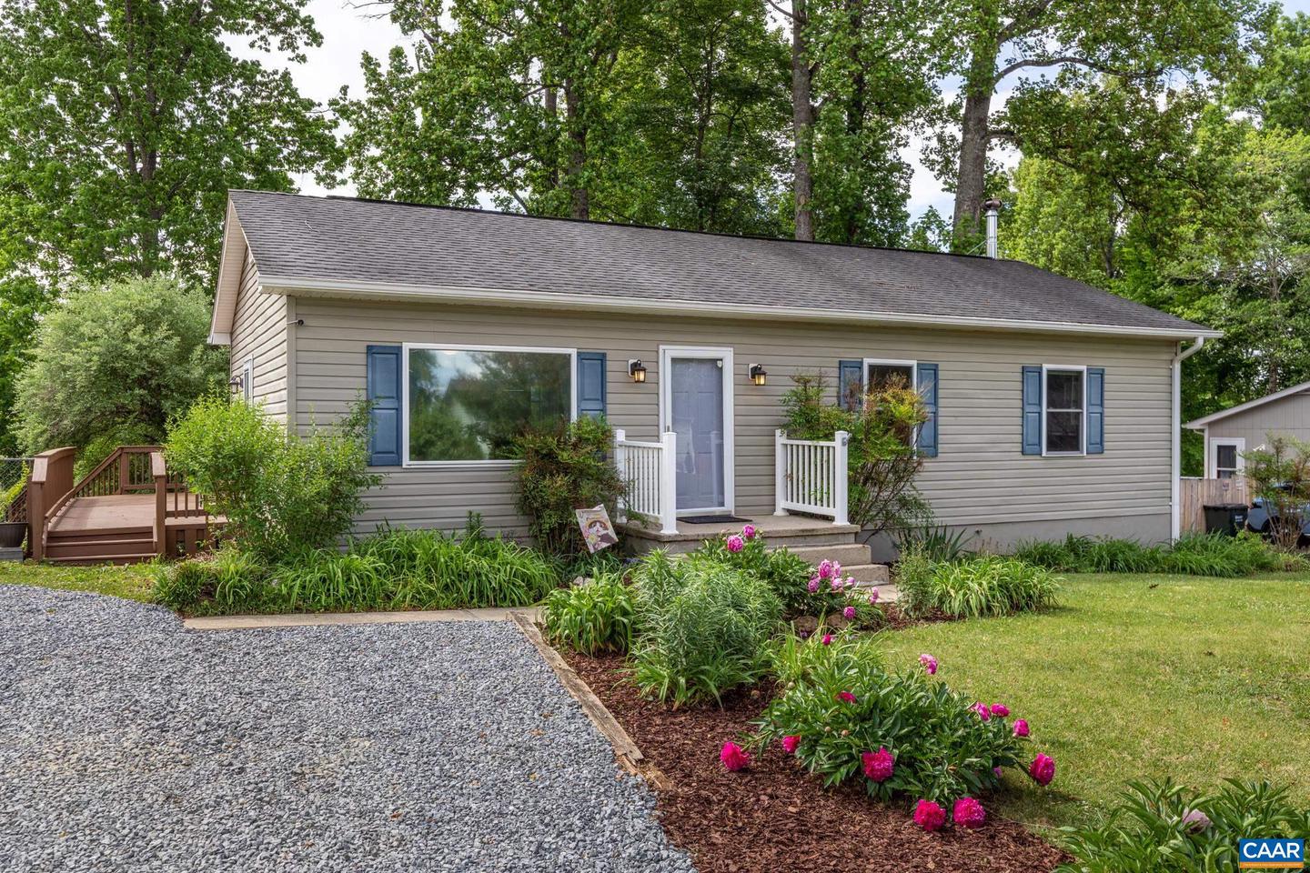 525 Jester Ln, Charlottesville